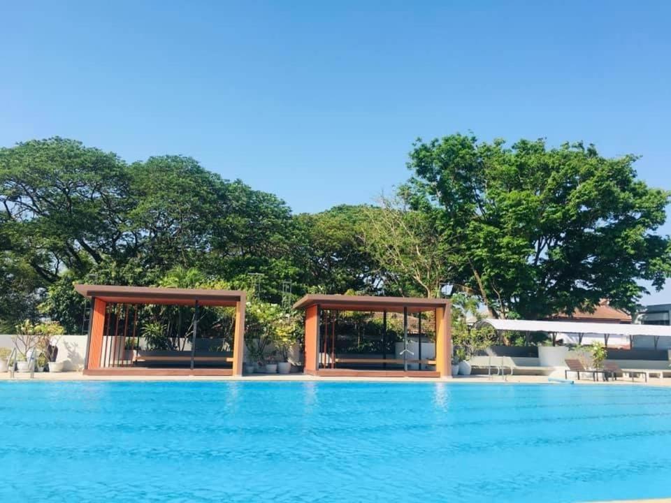 Buathong Pool