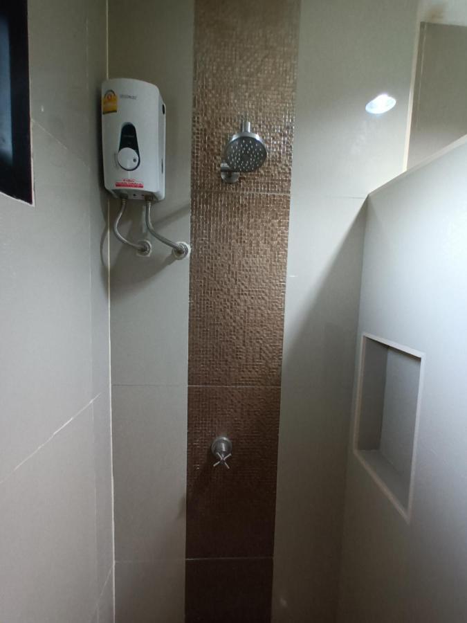 Buathong Pool Apartment Ban Khung Taphao