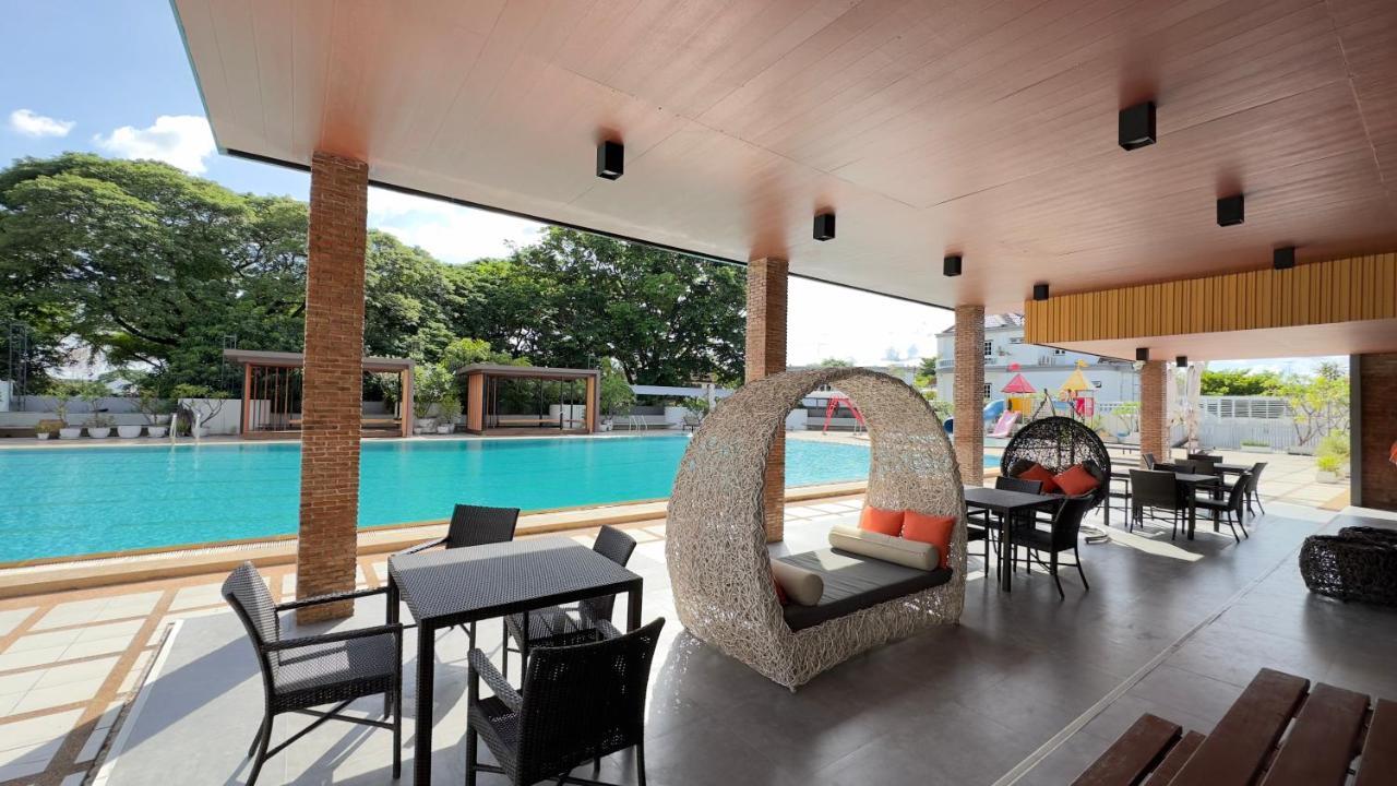 Buathong Pool Ban Khung Taphao