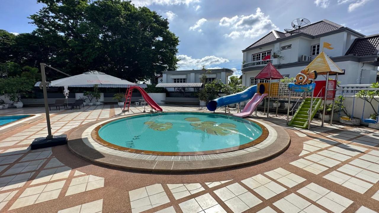 Buathong Pool Apartment Ban Khung Taphao